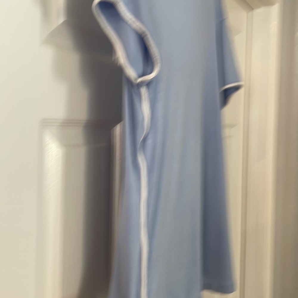 Color Thread light blue shirt - Picture 4 of 4